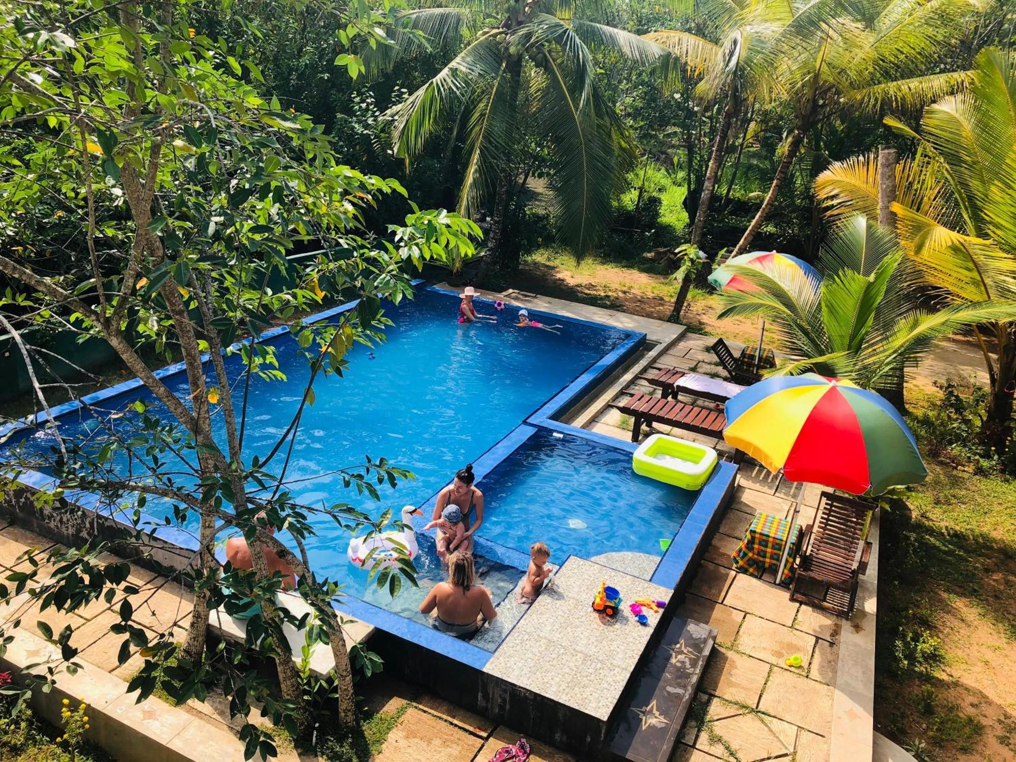 Jungle Restaurant And Villa 乌纳瓦图纳 外观 照片