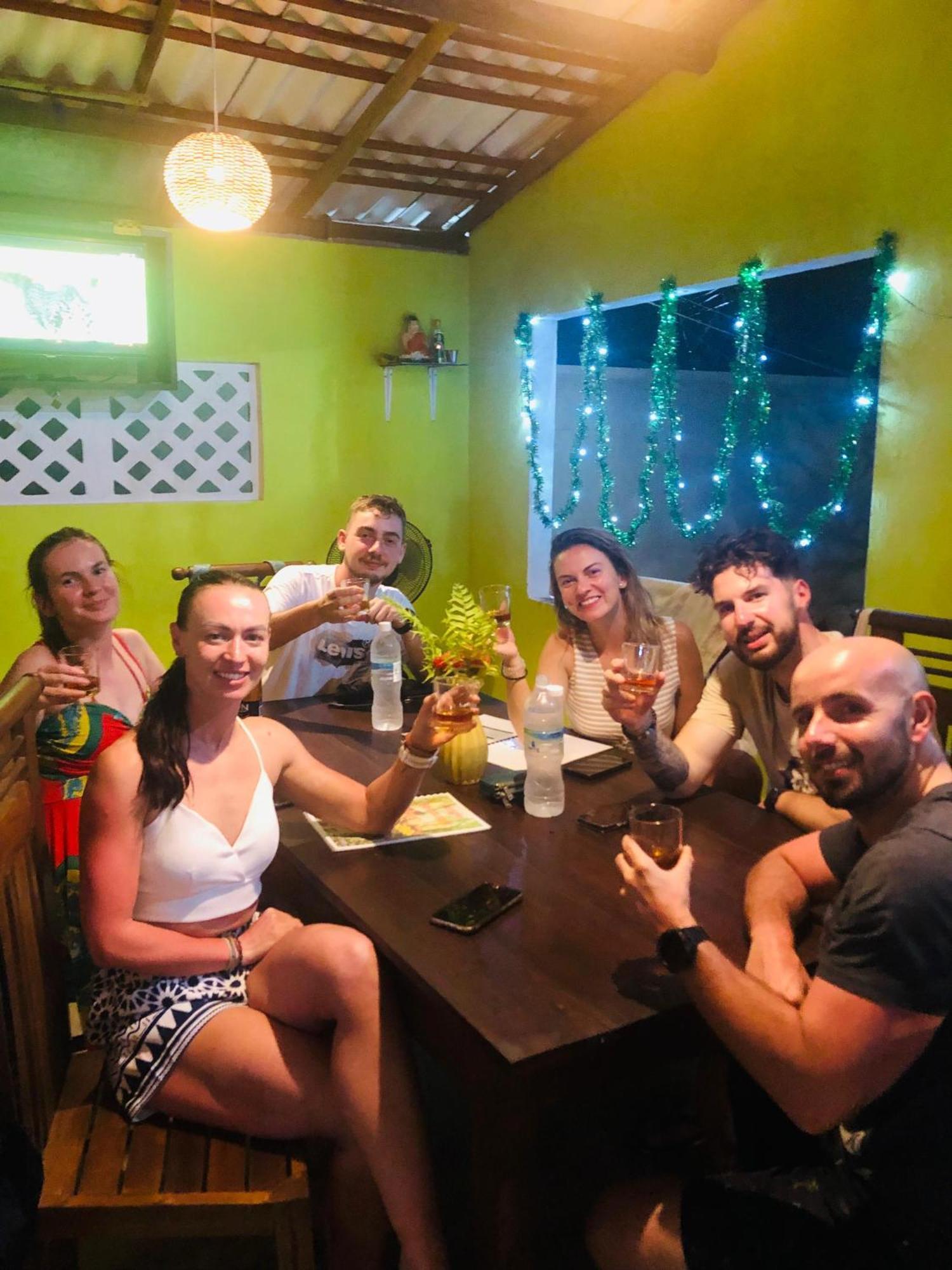 Jungle Restaurant And Villa 乌纳瓦图纳 外观 照片