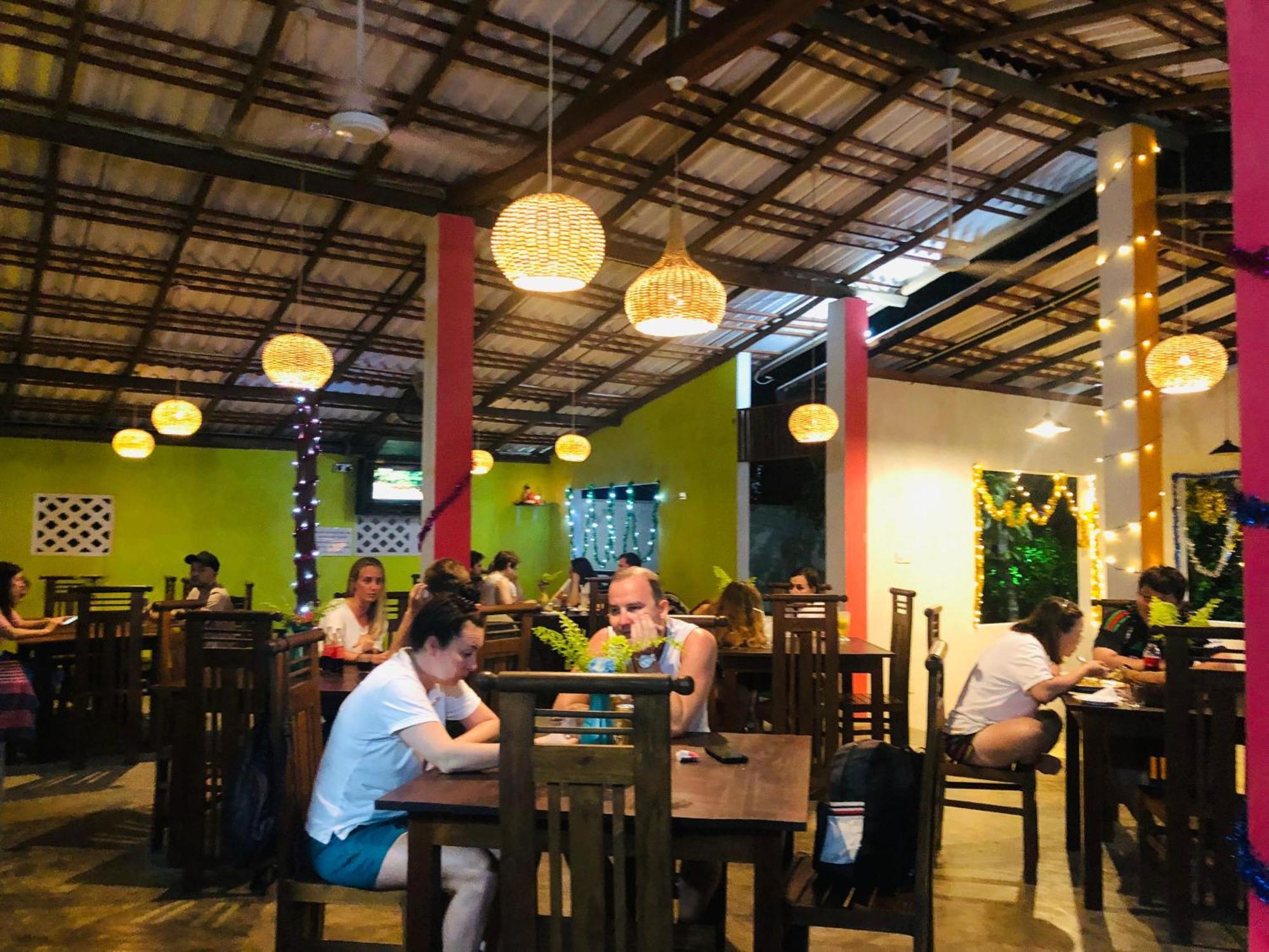 Jungle Restaurant And Villa 乌纳瓦图纳 外观 照片